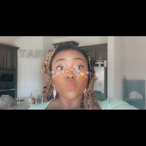 Meet your Posher, Myrica